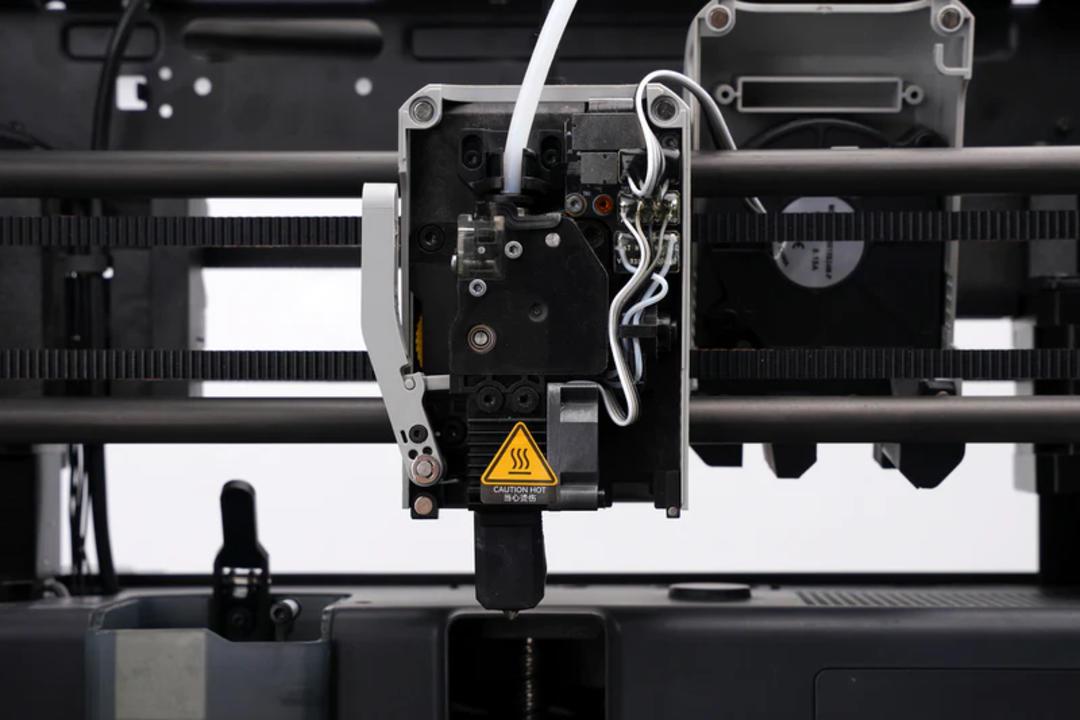 BAMBULAB KOMPLETNÝ HOTEND S TRYSKOU 0.6MM KALENÁ OCEĽ PRE P1 SÉRIU